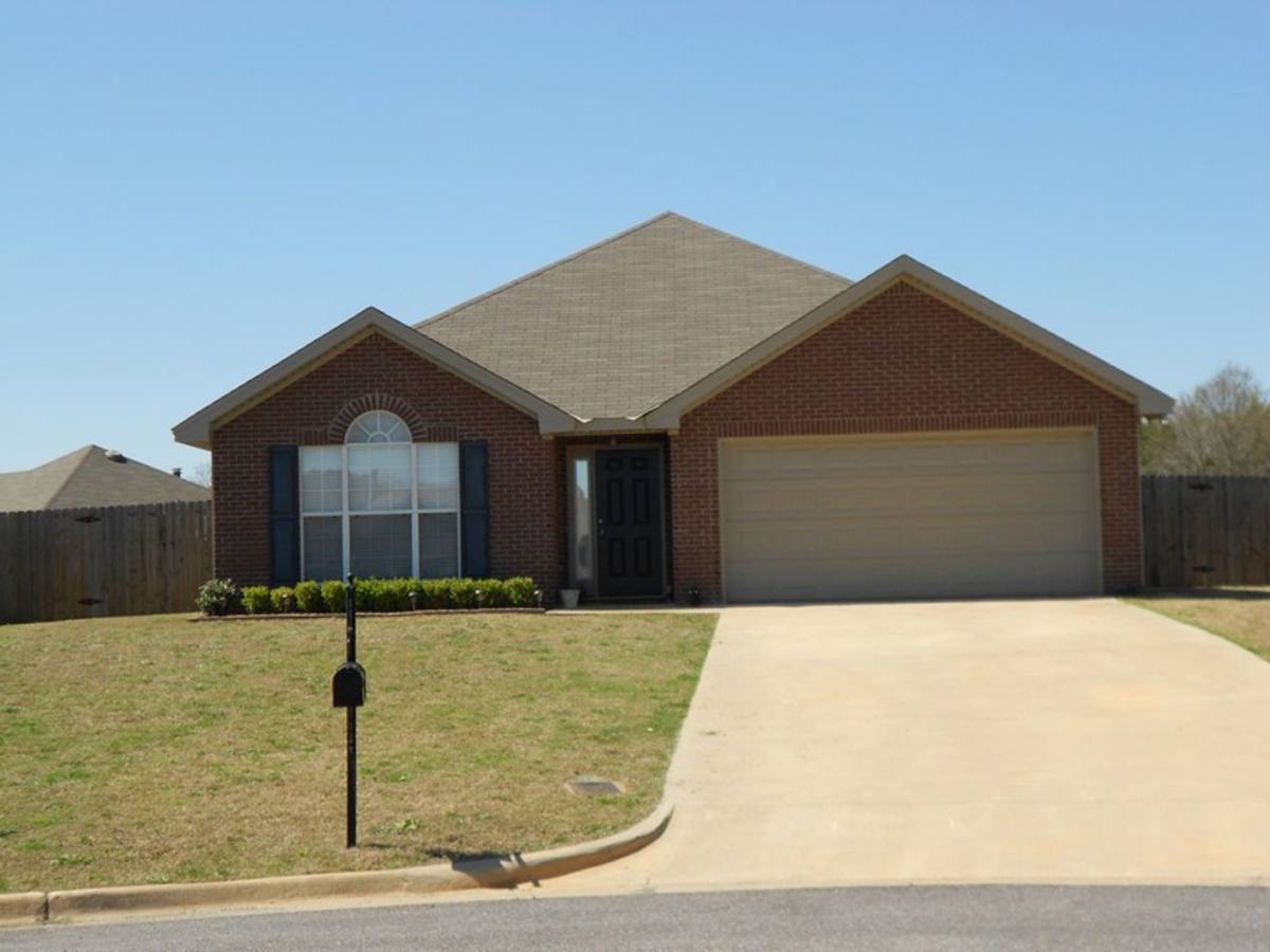 House for rent at 197 Barnes Court, Wetumpka, AL 36092