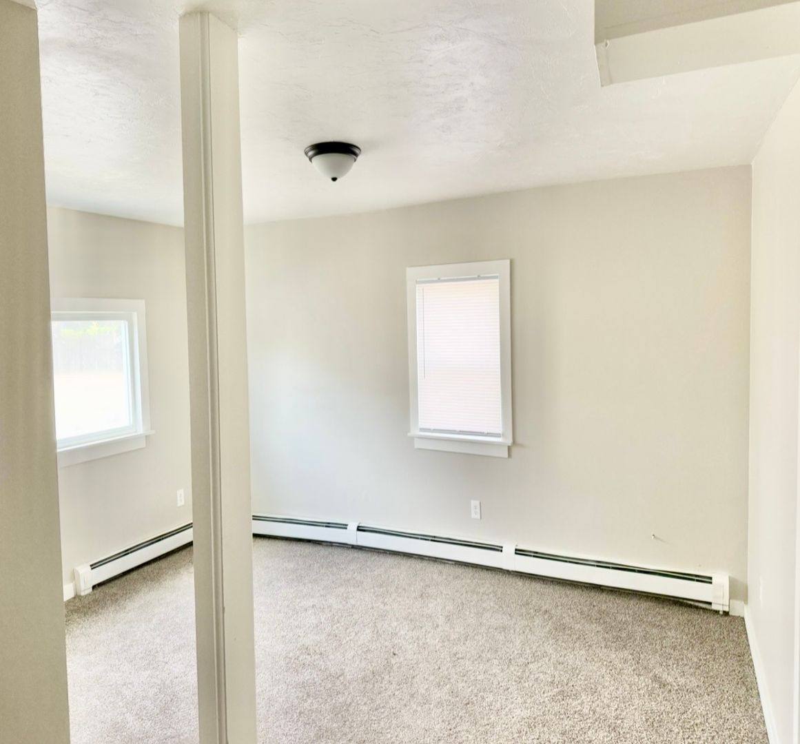 Apartment for rent at 220 Logee St, Woonsocket, RI 02895