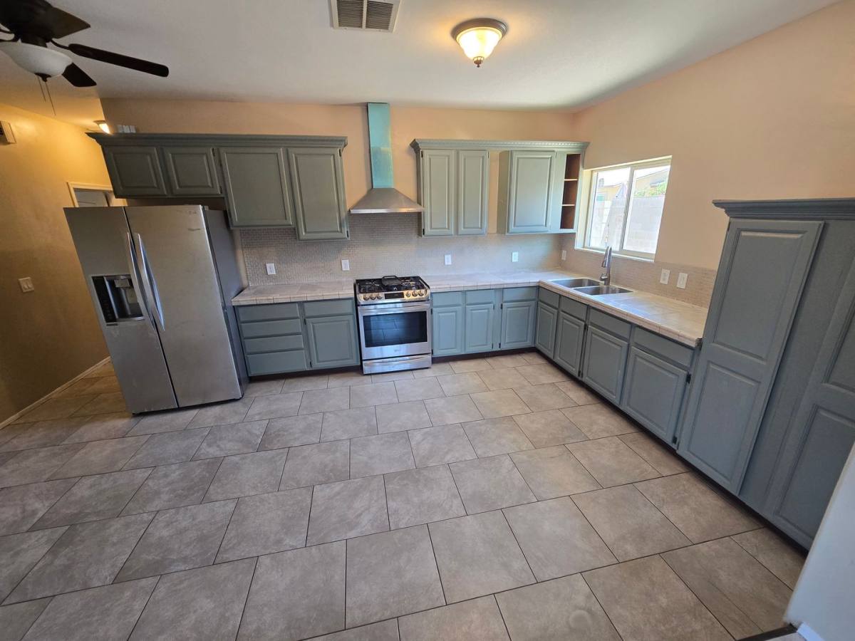 House for rent at 1802 N Dragoon St, Tucson, AZ 85745