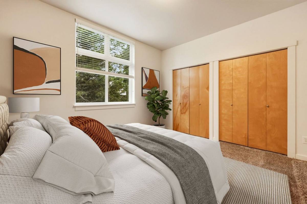Apartment for rent at 325 Tormey Lane NE, Bainbridge Island, WA 98110