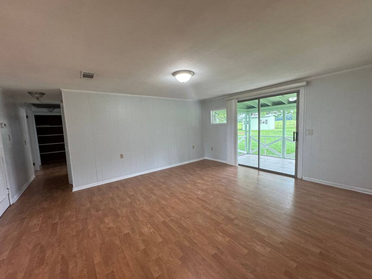 House for rent at 17588 County Rd, Live Oak, FL 32060