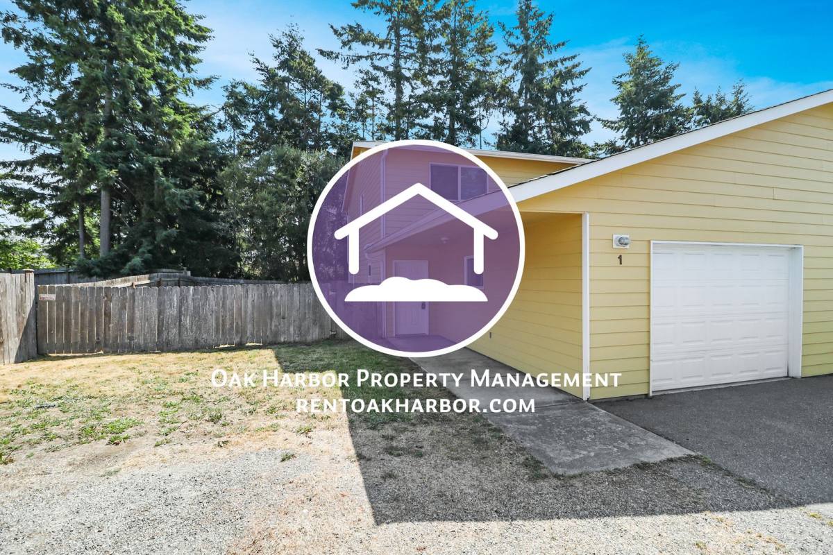 Townhouse for rent at 760 NW Paragon Place, Oak Harbor, WA 98277