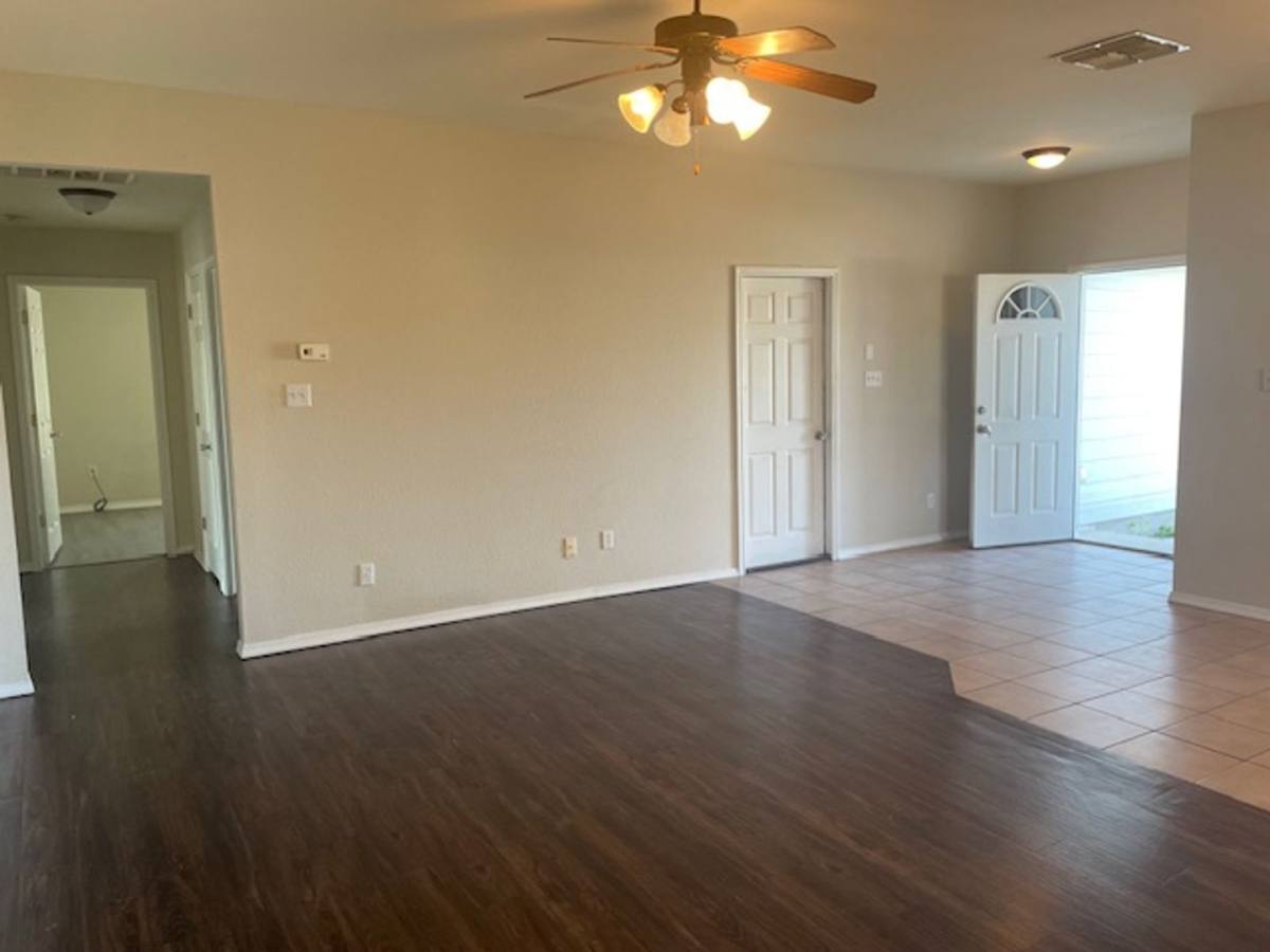 House for rent at 2429 Lorine Dr, Corpus Christi, TX 78418