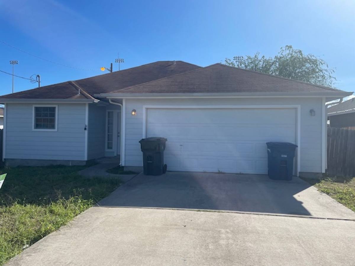 House for rent at 2429 Lorine Dr, Corpus Christi, TX 78418