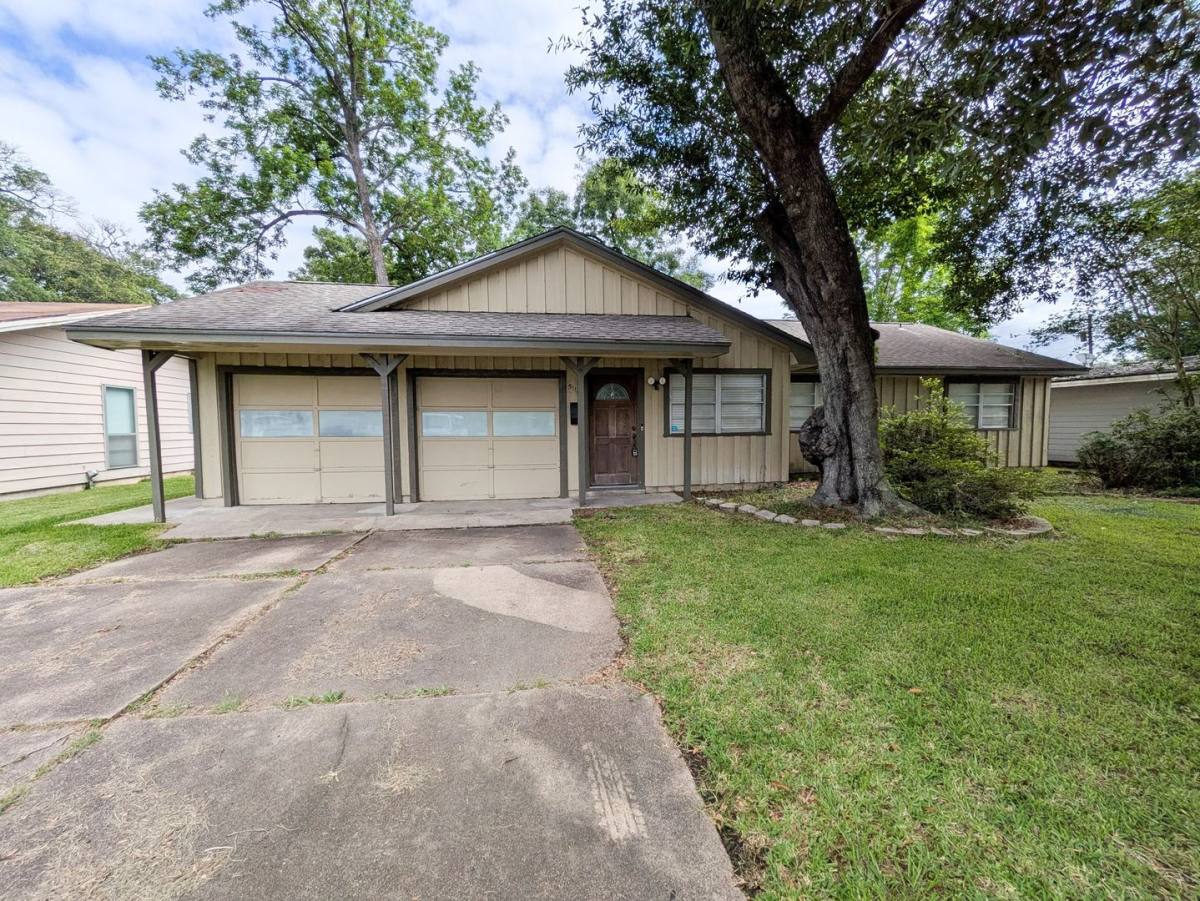 House for rent at 5110 Laurel St, Beaumont, TX 77707