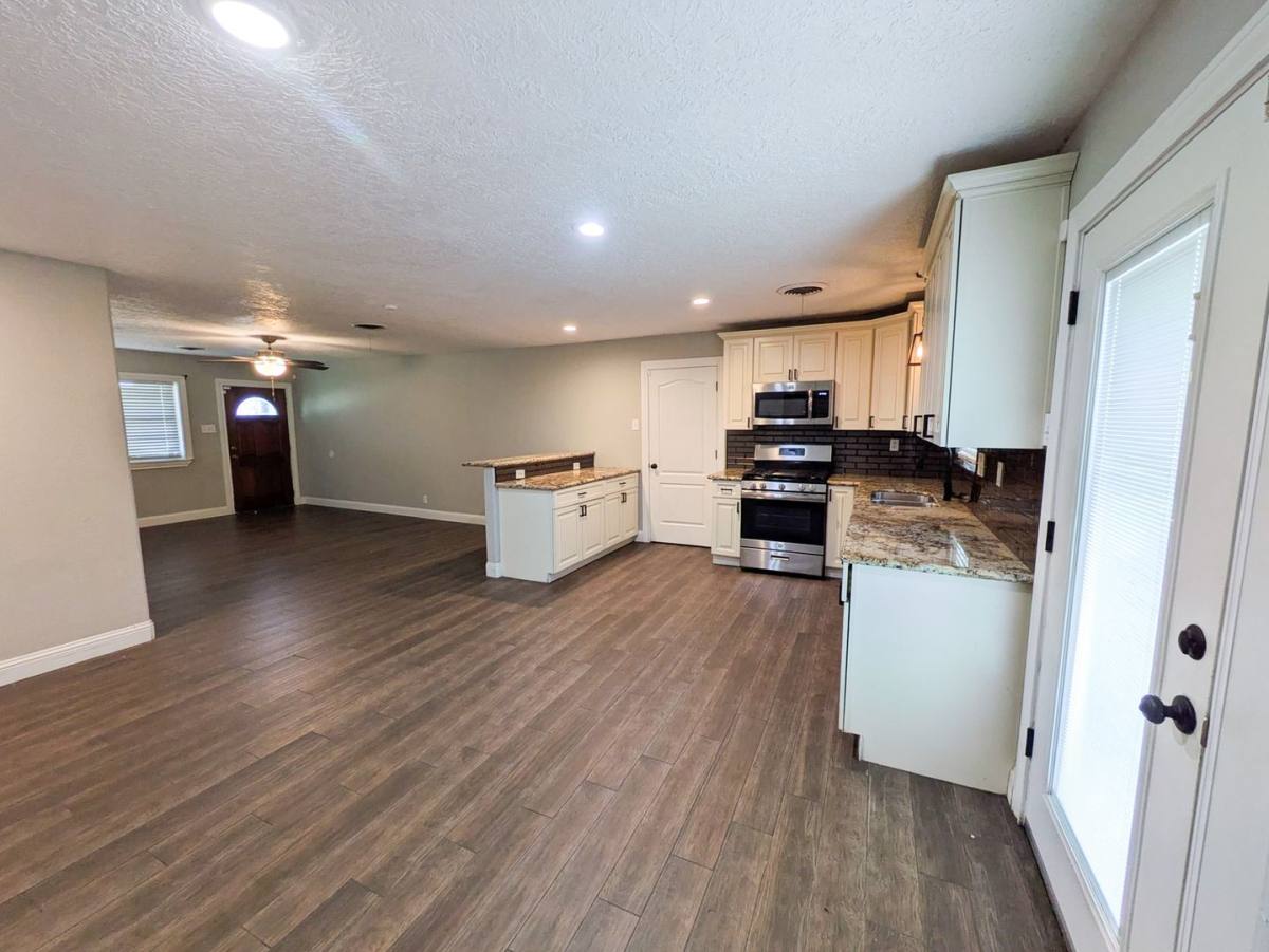 House for rent at 5110 Laurel St, Beaumont, TX 77707