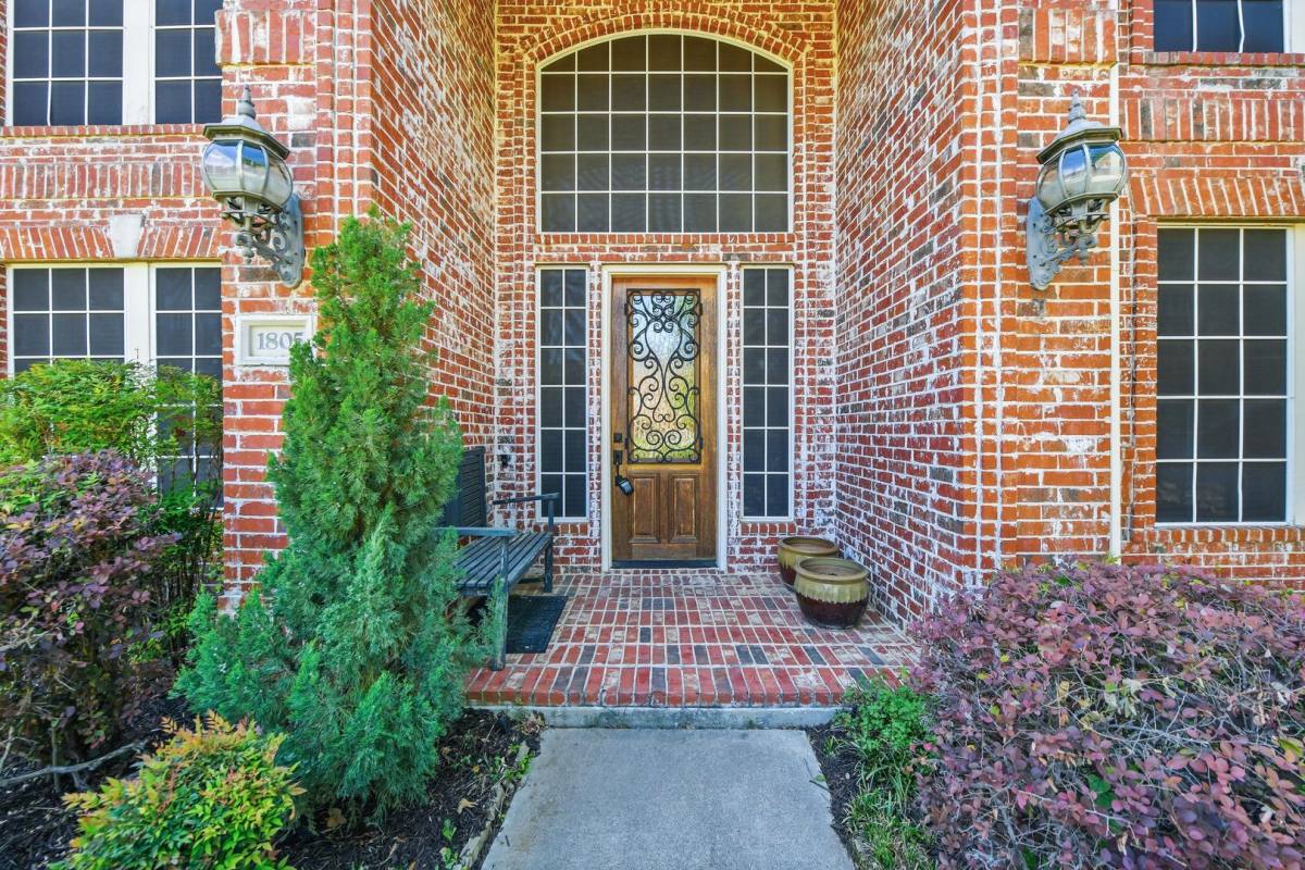 House for rent at 1805 Southwicke Dr, Flower Mound, TX 75022
