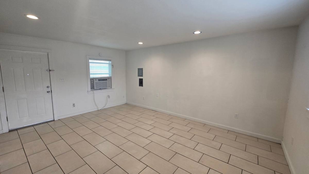 Apartment for rent at 2614 Monterey St, San Antonio, TX 78207