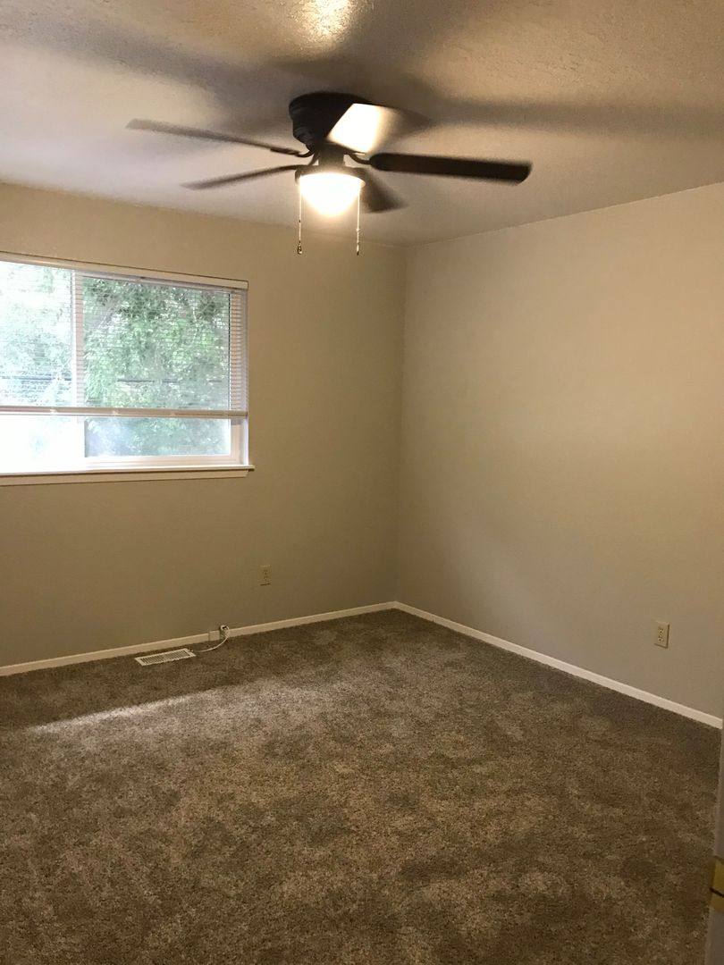 House for rent at 811 W 2nd St, Meridian, ID 83642