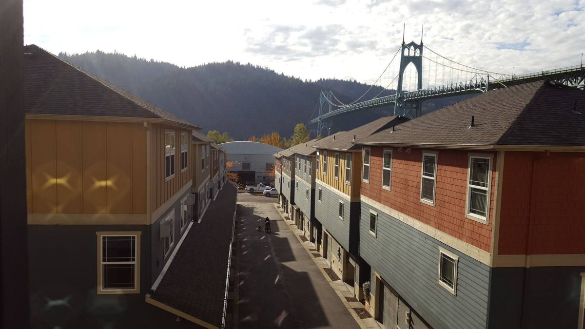 Apartment for rent at 6855 N Burlington Ave, Portland, OR 97203