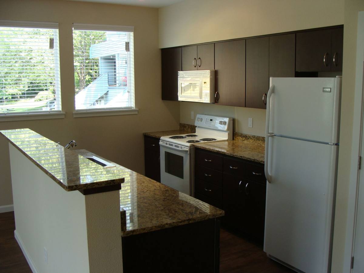 Apartment for rent at 6855 N Burlington Ave, Portland, OR 97203