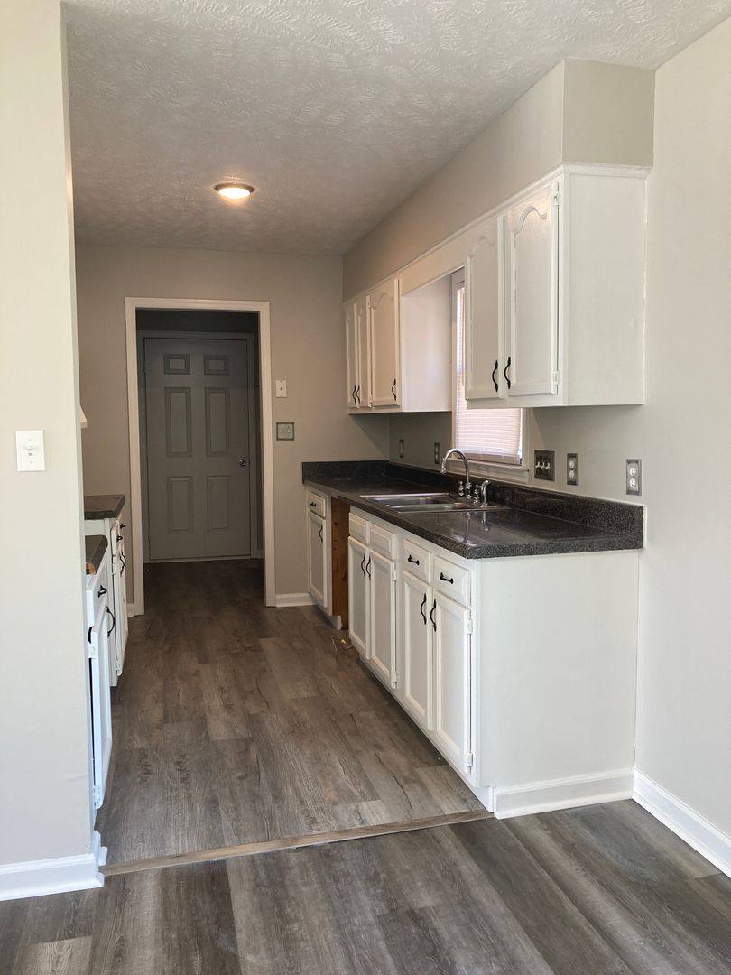 House for rent at 2536 Previs Rd, Fayetteville, NC 28306