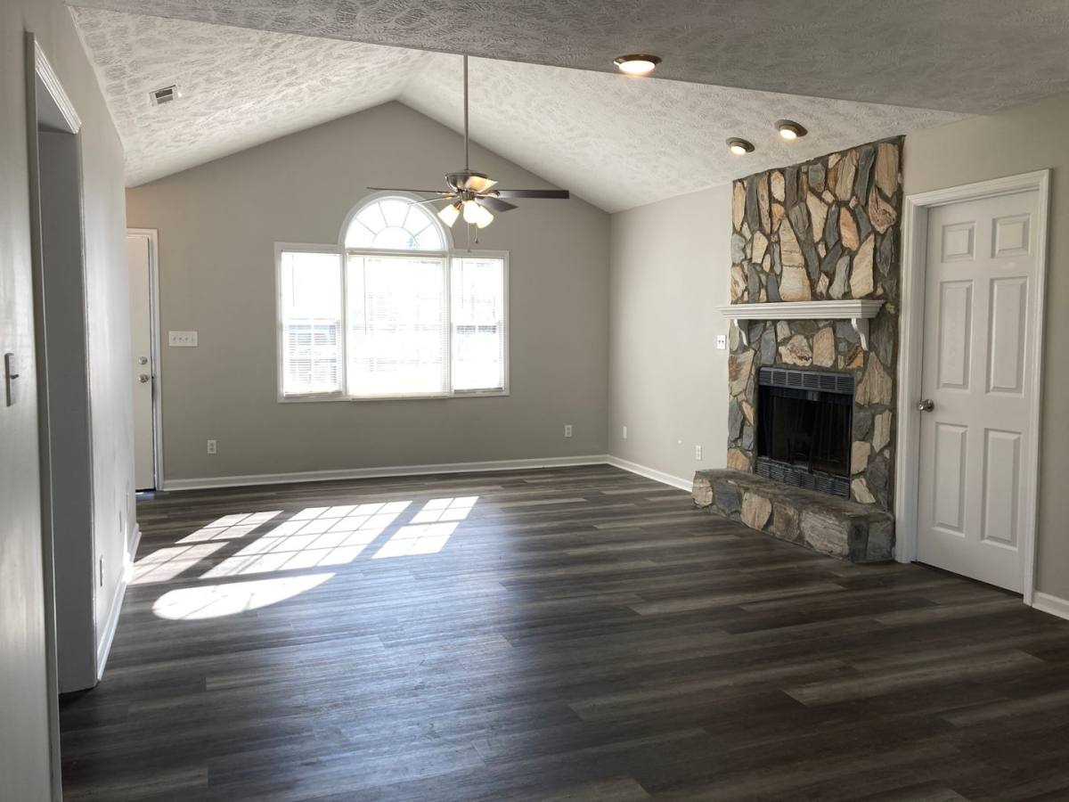 House for rent at 2536 Previs Rd, Fayetteville, NC 28306