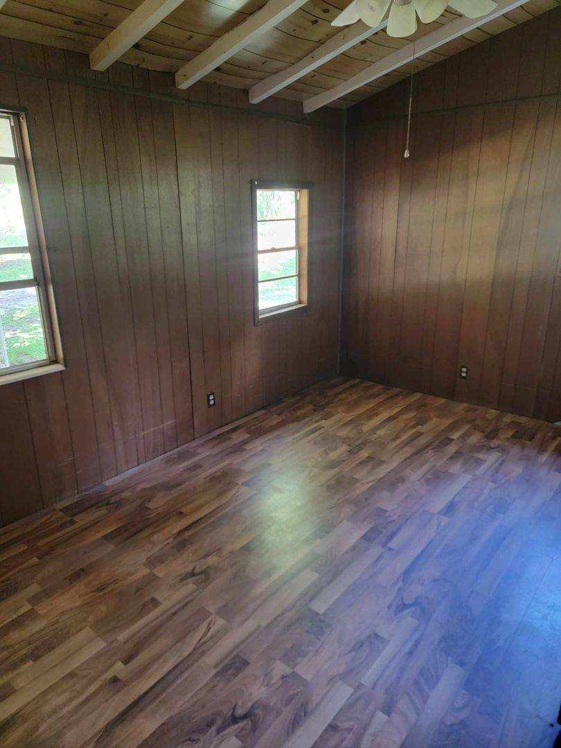House for rent at 8849 S Lakeshore Dr, Floral City, FL 34436