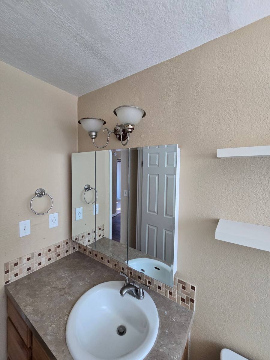 Apartment for rent at 1715 Center Ave, Payette, ID 83661
