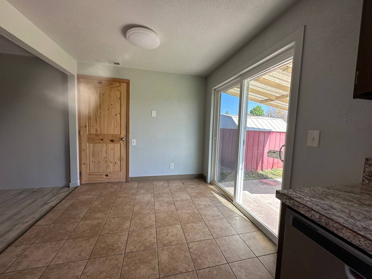 House for rent at 6209 Onyx Ave, Klamath Falls, OR 97603