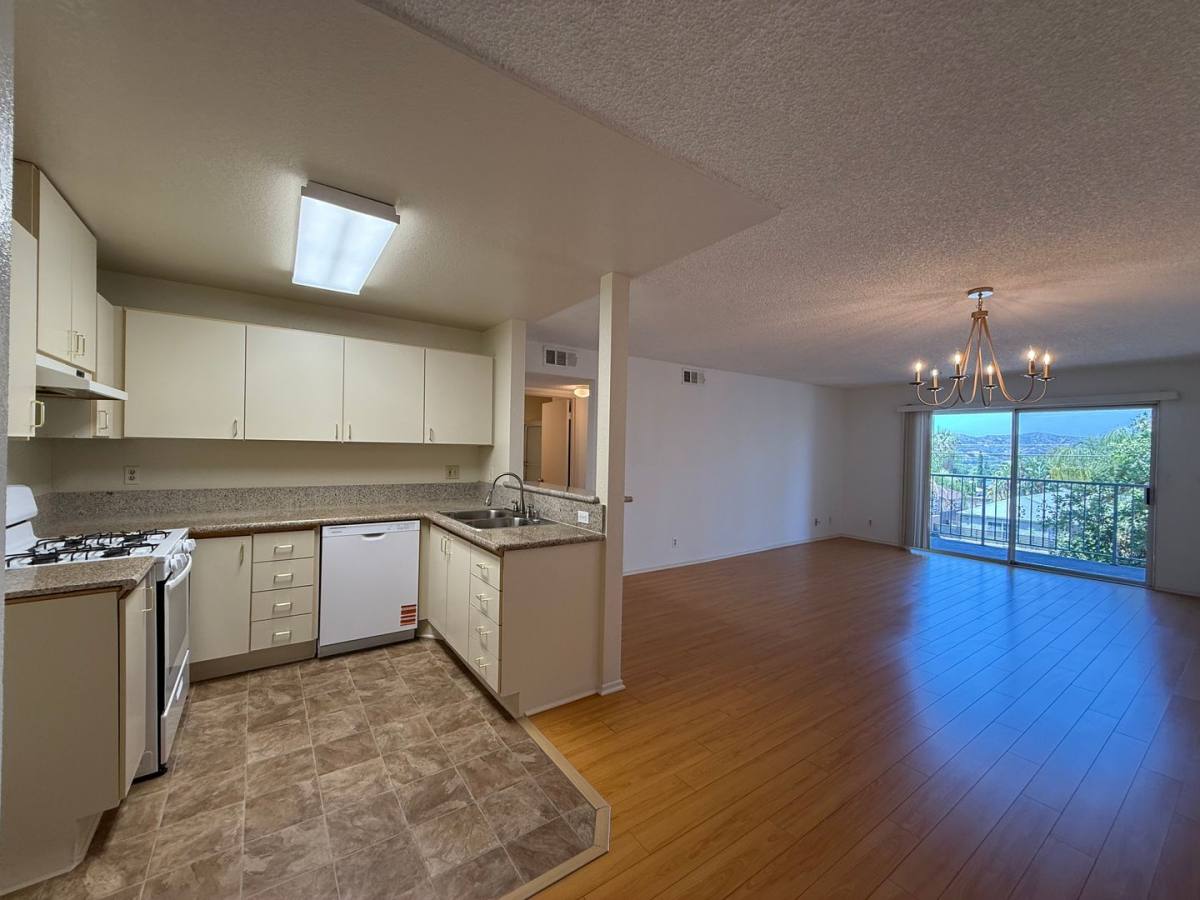 Apartment for rent at 7767 Wyngate St, Tujunga, CA 91042