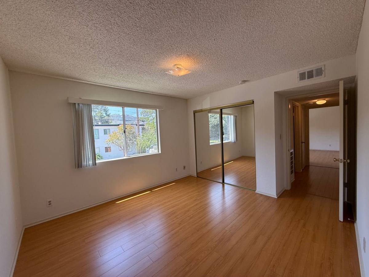 Apartment for rent at 7767 Wyngate St, Tujunga, CA 91042