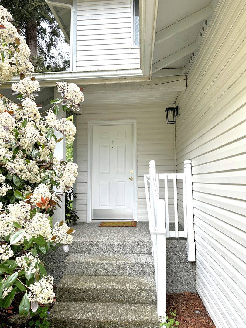 Apartment for rent at 5706 141st St SW, Edmonds, WA 98026