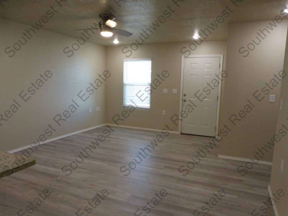 Apartment for rent at 1208 W Manana Blvd, Clovis, NM 88101