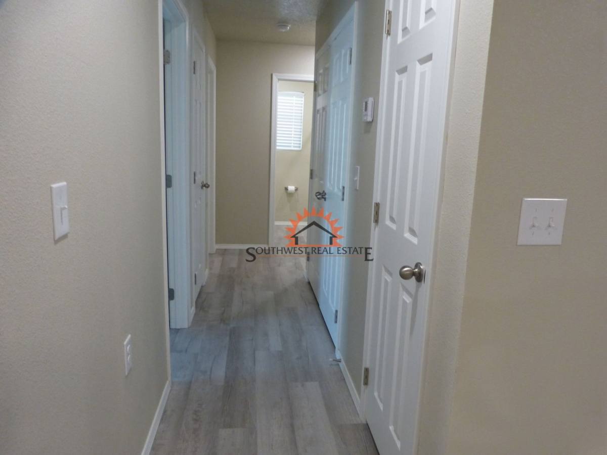 Apartment for rent at 1208 W Manana Blvd, Clovis, NM 88101