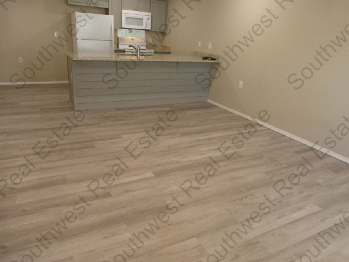 Apartment for rent at 1208 W Manana Blvd, Clovis, NM 88101