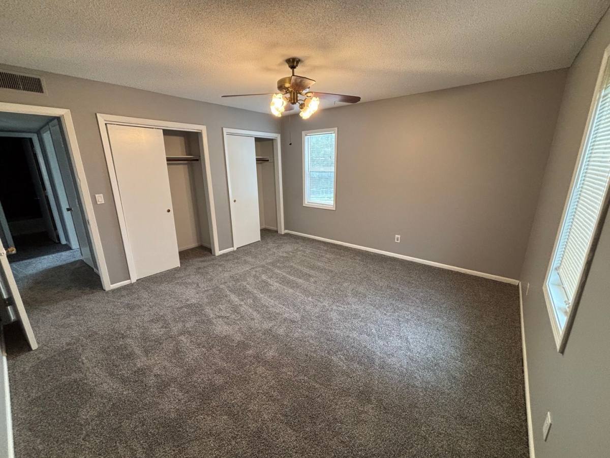 Apartment for rent at 8865-8871 Holmes St, Omaha, NE 68127