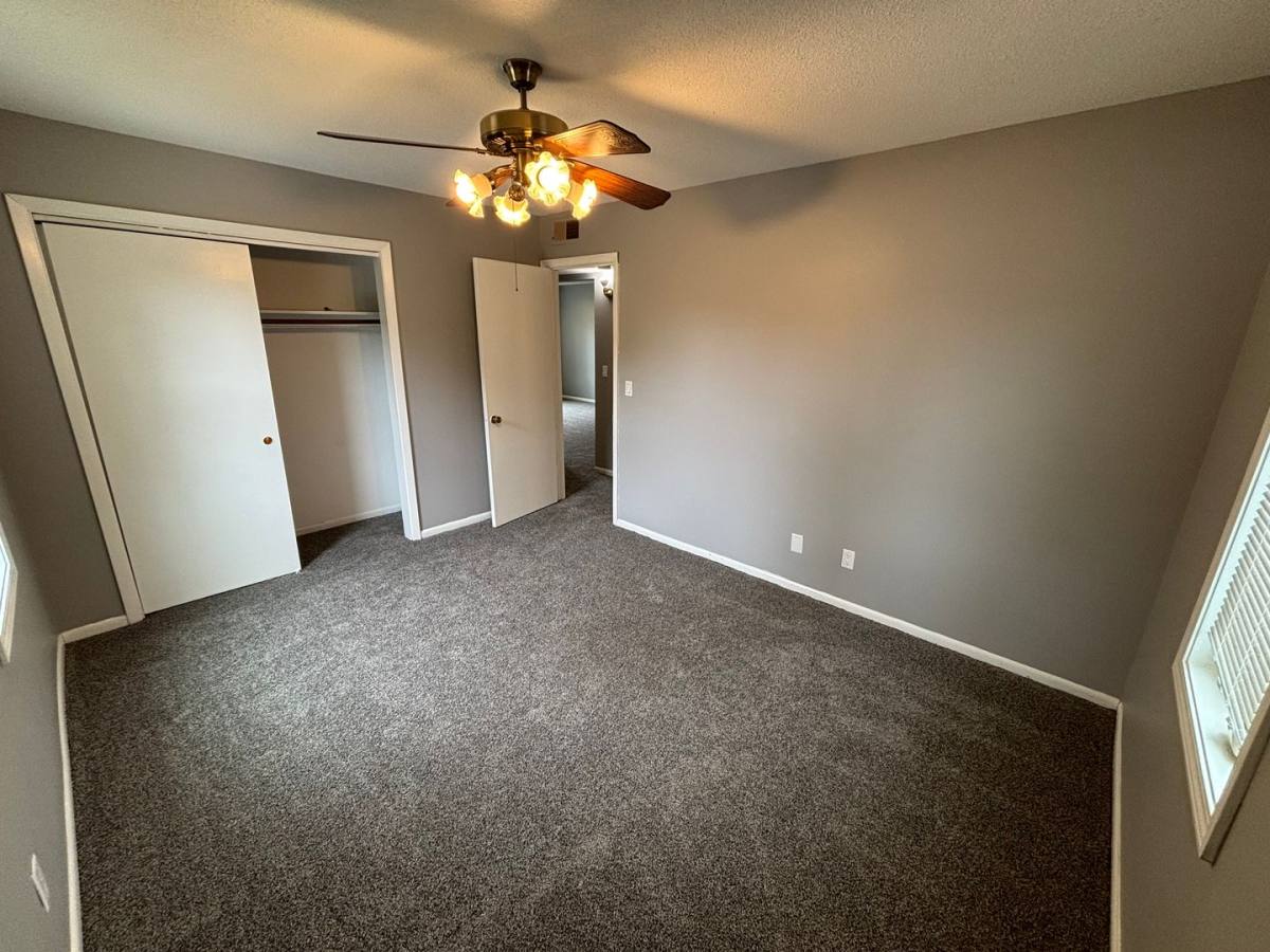 Apartment for rent at 8865-8871 Holmes St, Omaha, NE 68127