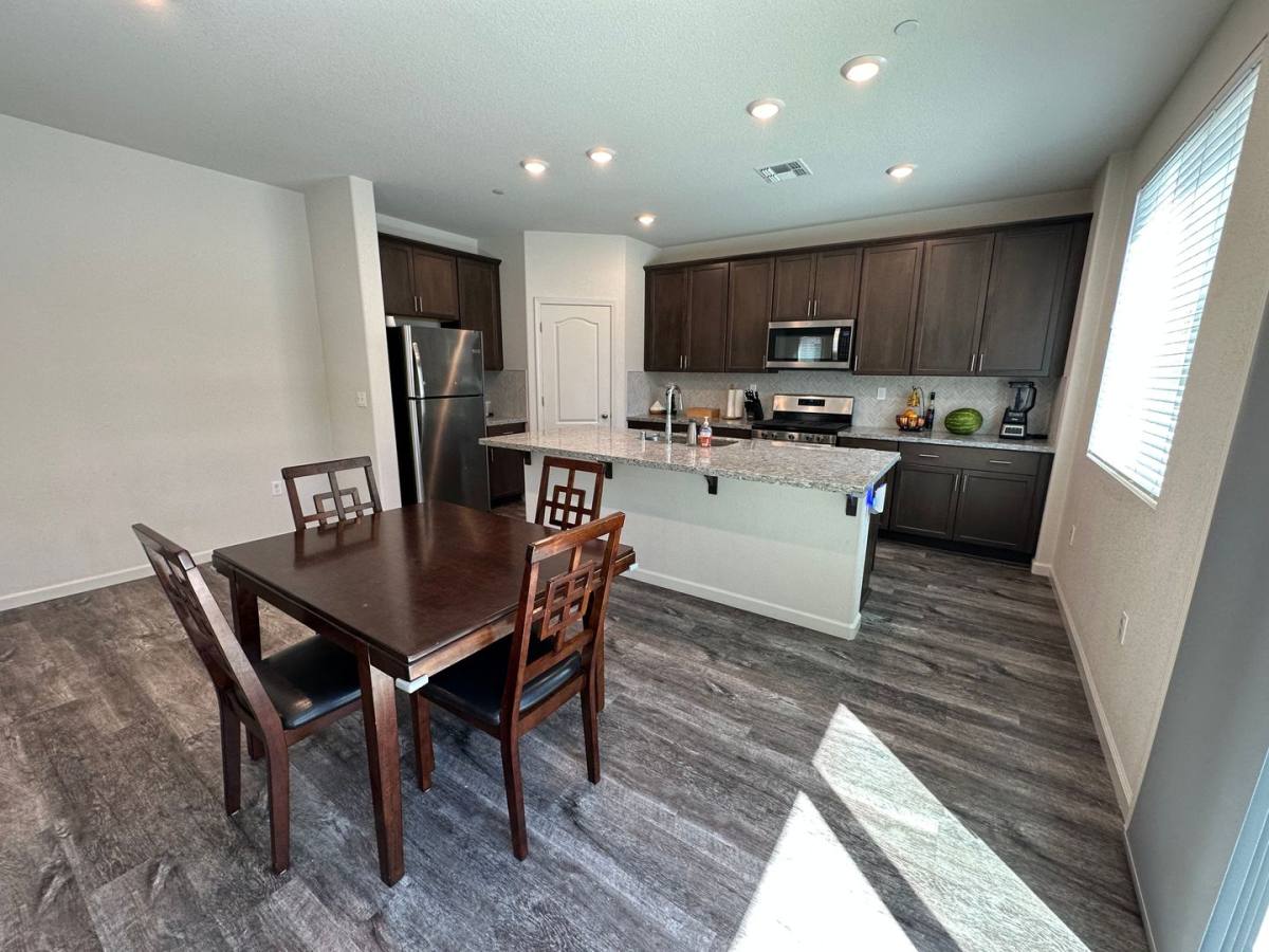 House for rent at 237 Agata Way, Oakley, CA 94561