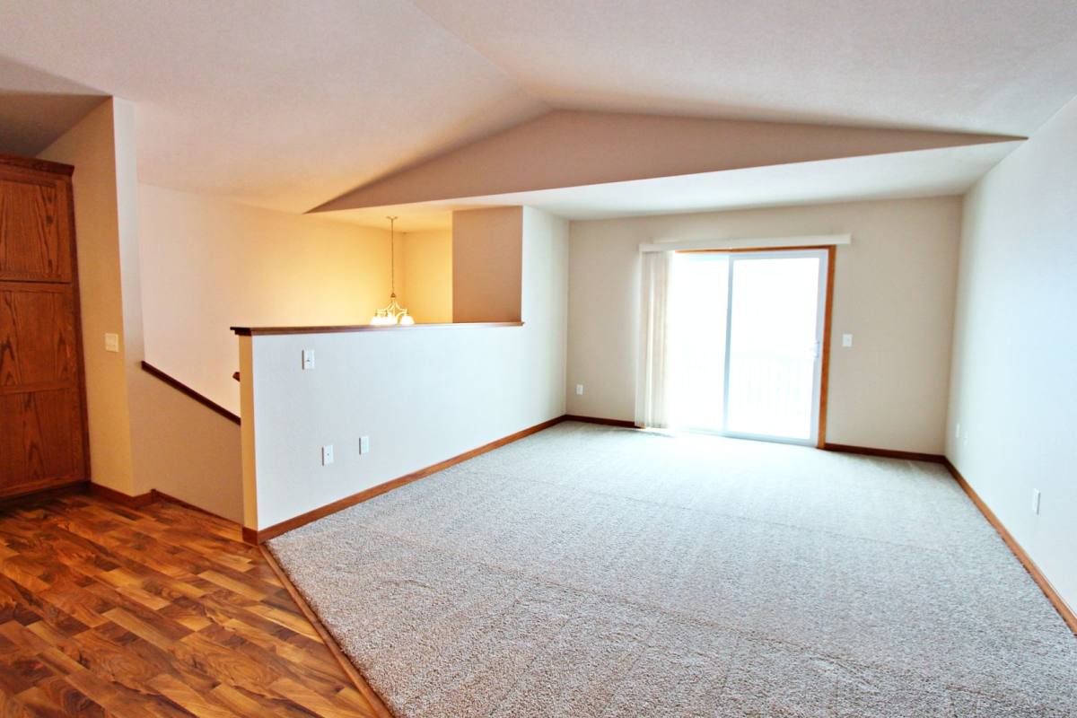 Townhouse for rent at 3111 8th St NE, Minot, ND 58703