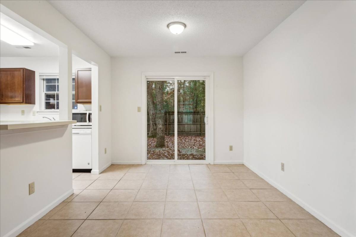 House for rent at 215 Old Bridge Court, Newport News, VA 23608