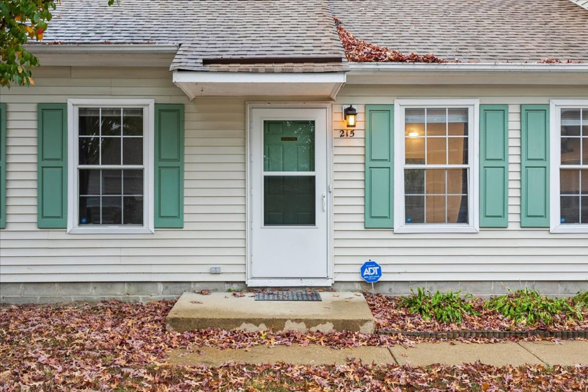 House for rent at 215 Old Bridge Court, Newport News, VA 23608
