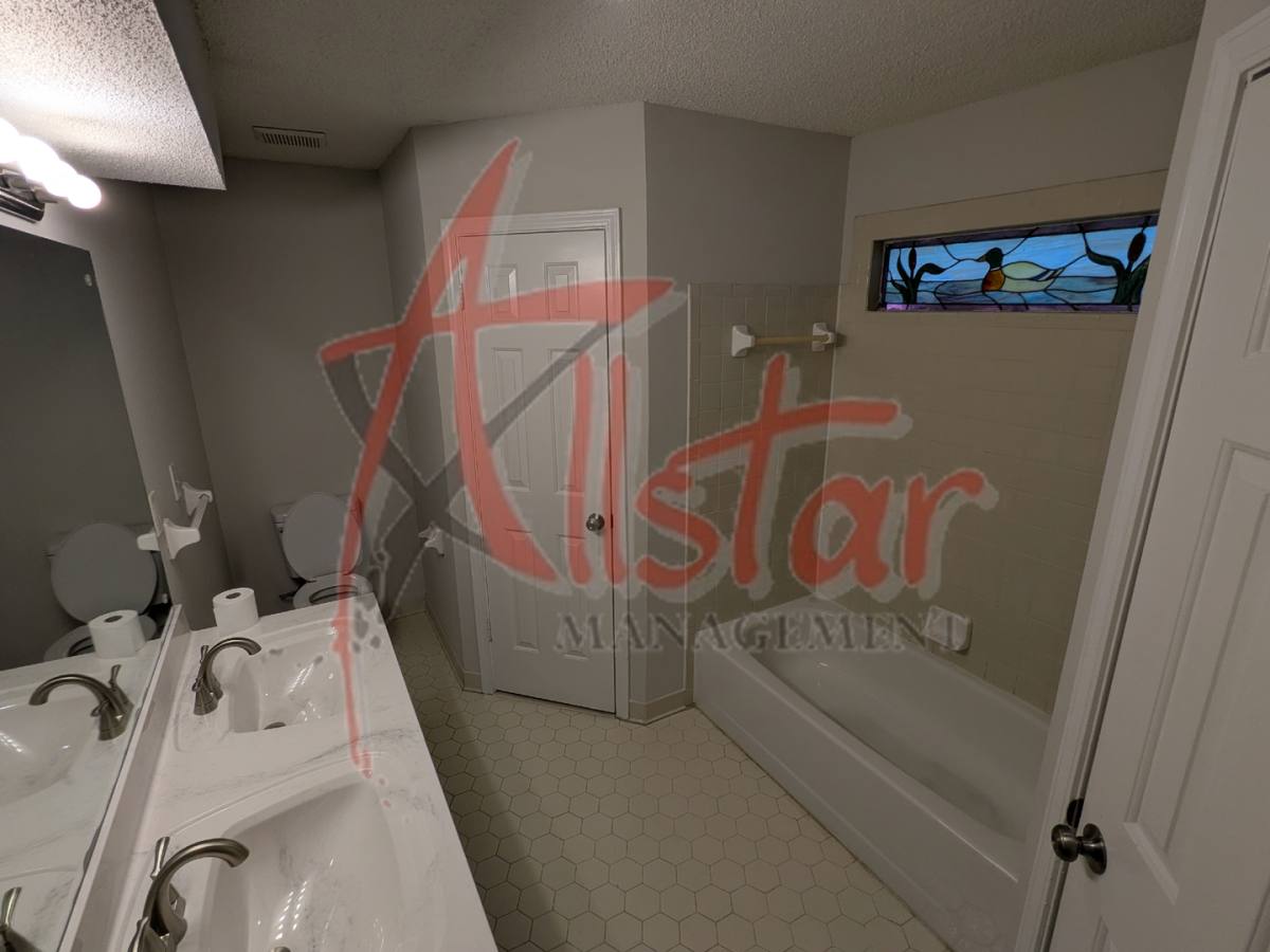 House for rent at 5640 Ingleside Dr, Horn Lake, MS 38637
