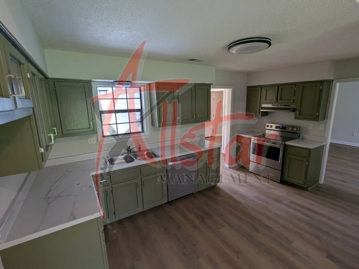 House for rent at 5640 Ingleside Dr, Horn Lake, MS 38637