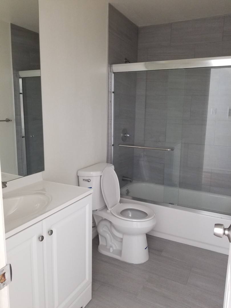 Apartment for rent at 420 - 430 Golden Gate Ave, Richmond, CA 94801
