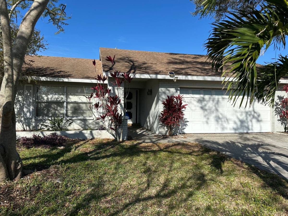 House for rent at 6535 Waterford Circle, Sarasota, FL 34238
