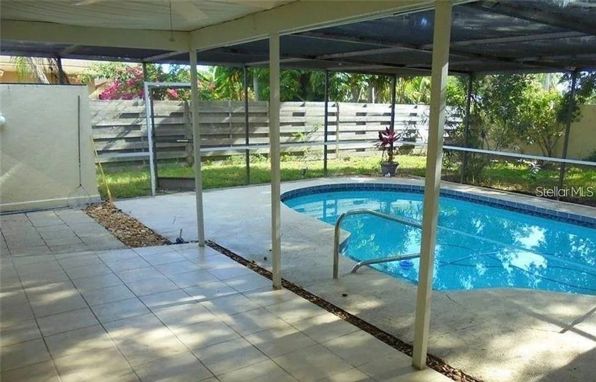 House for rent at 6535 Waterford Circle, Sarasota, FL 34238