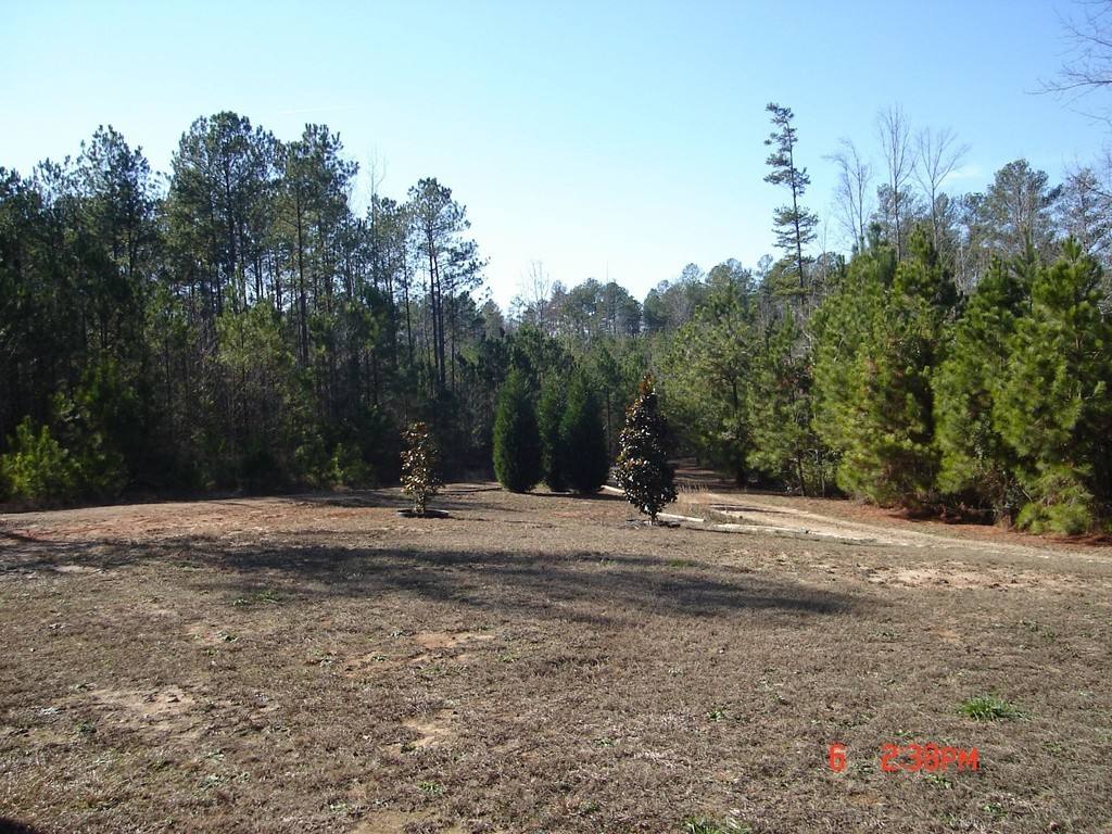 House for rent at 825 Allen Rd, Grantville, GA 30220