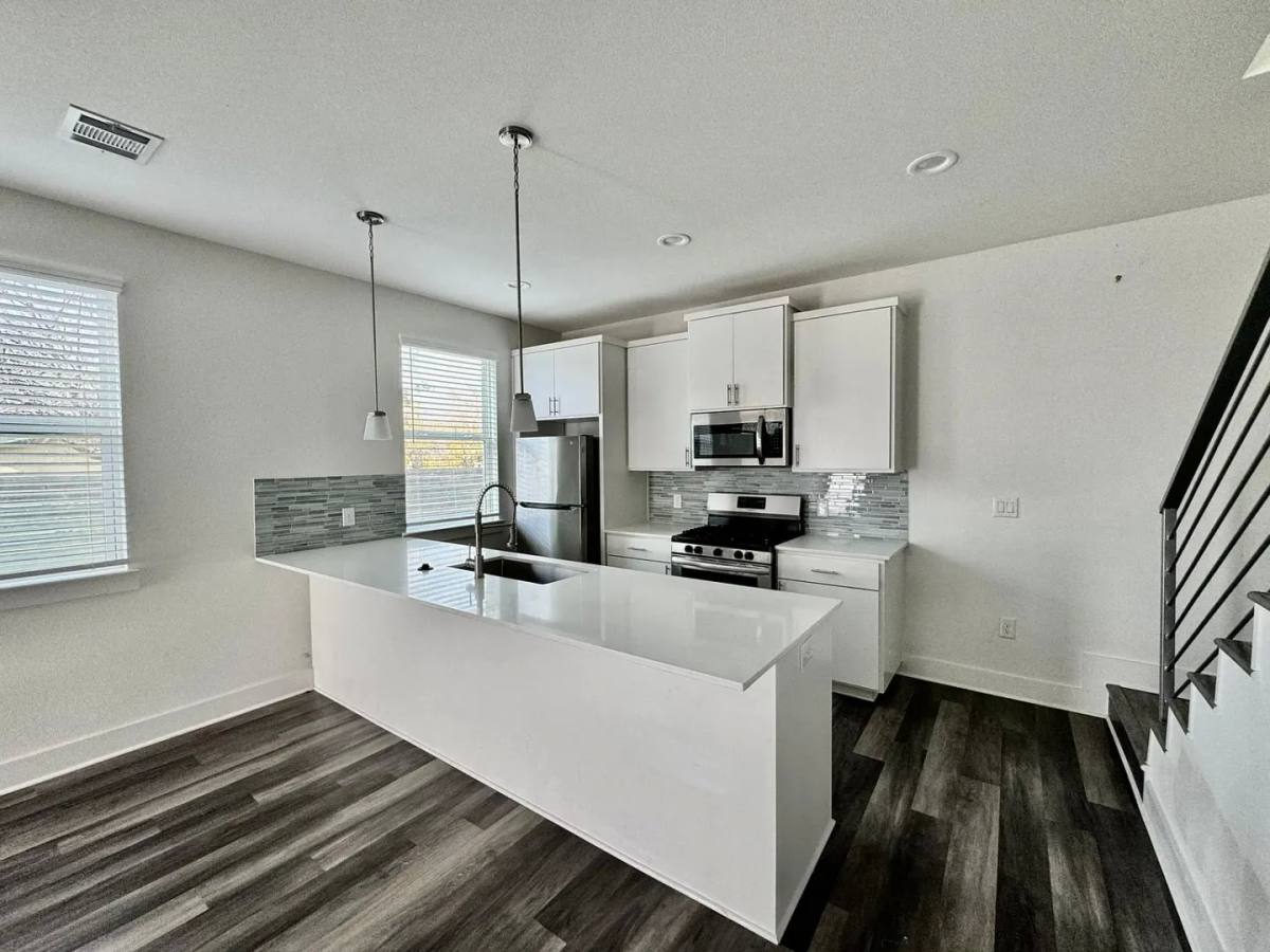 Condo for rent at 6410 Porter St #B, Austin, TX 78741