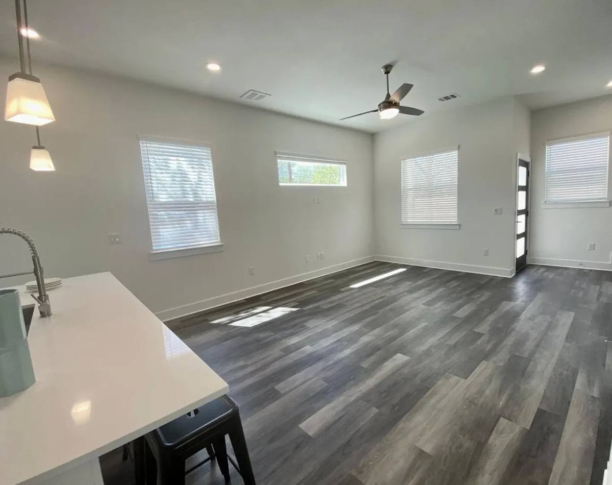 Condo for rent at 6410 Porter St #B, Austin, TX 78741
