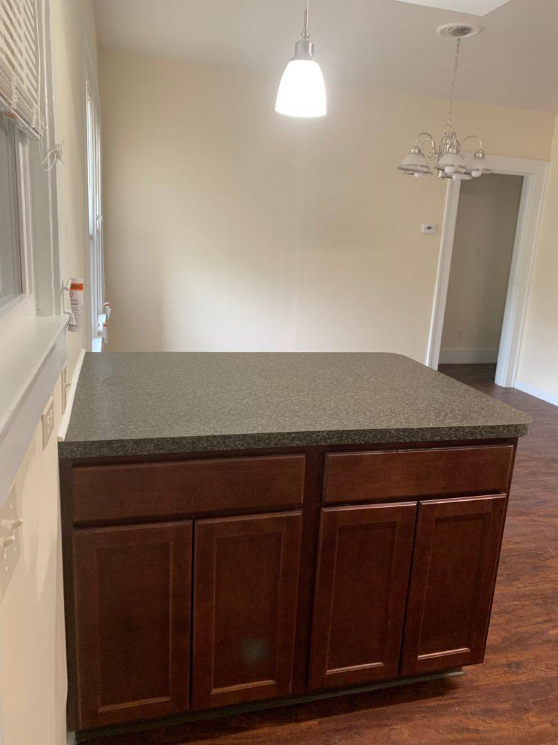 Condo for rent at 135 E Broadway Ave, Girard, OH 44420