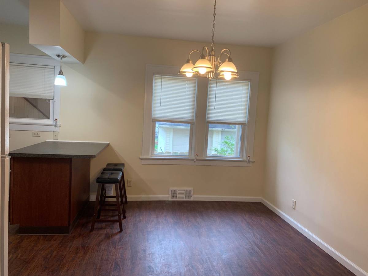 Condo for rent at 135 E Broadway Ave, Girard, OH 44420