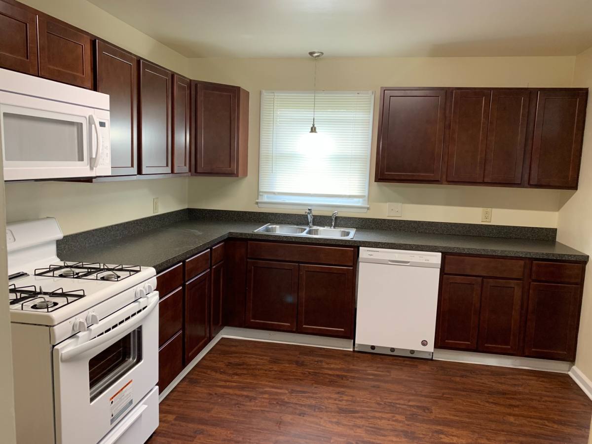 House for rent at 324 Westminster Ave, Youngstown, OH 44515
