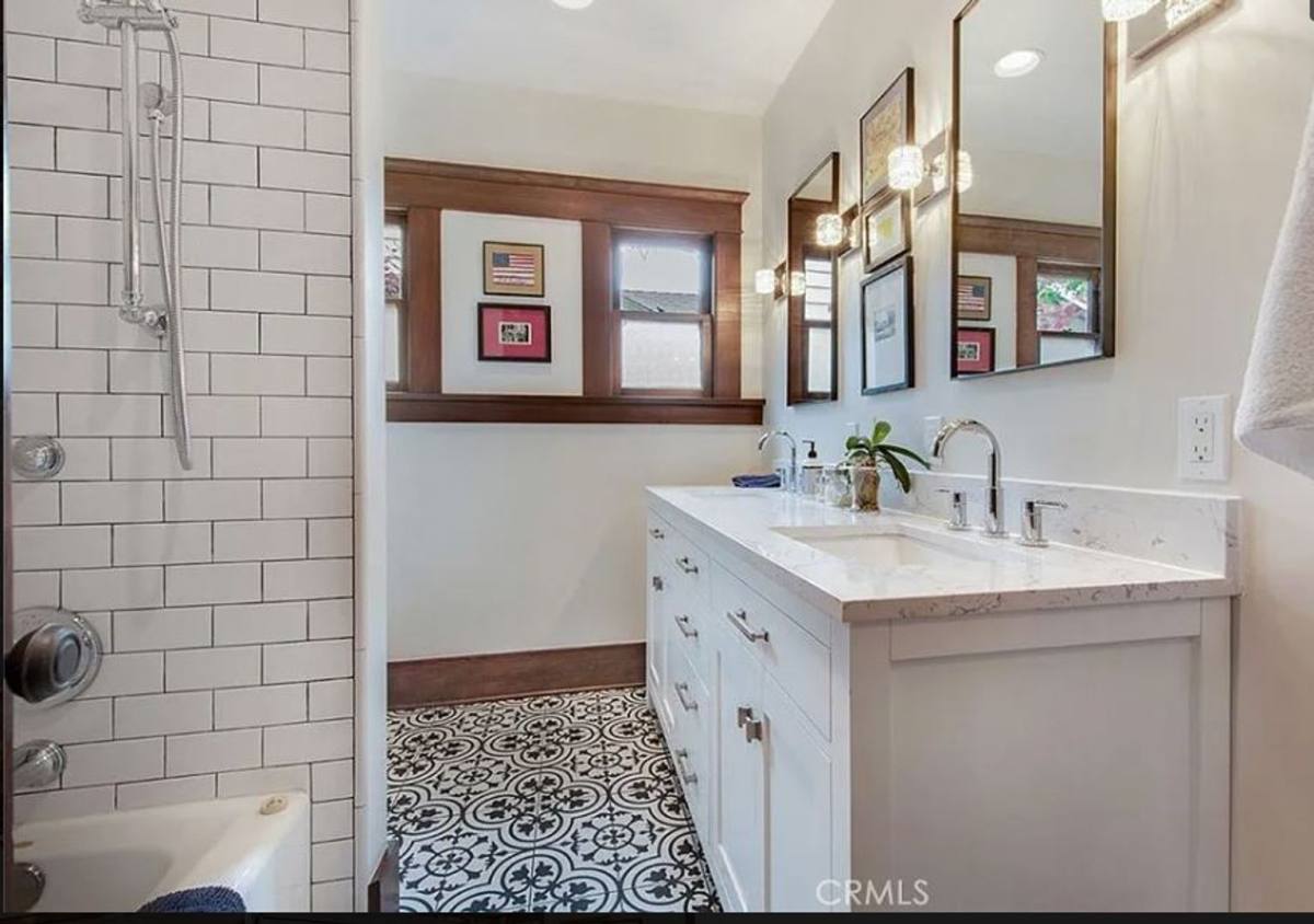 House for rent at 4000 E 5th St, Long Beach, CA 90814