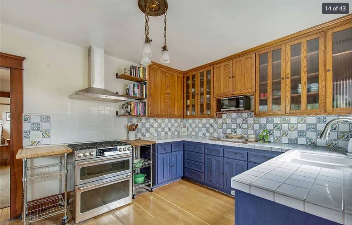 House for rent at 4000 E 5th St, Long Beach, CA 90814