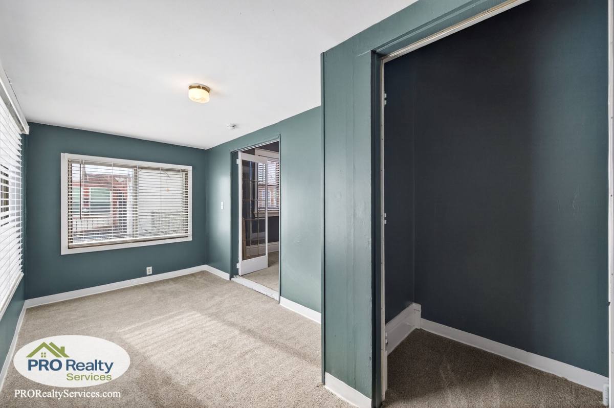 Townhouse for rent at 3328 - 5th Ave S, Minneapolis, MN 55408