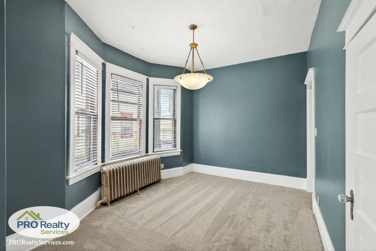 Townhouse for rent at 3328 - 5th Ave S, Minneapolis, MN 55408