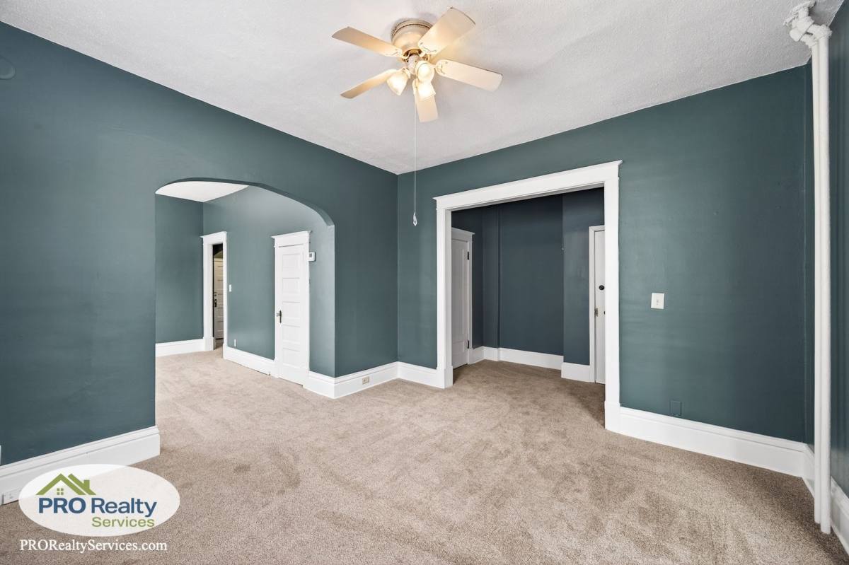 Townhouse for rent at 3328 - 5th Ave S, Minneapolis, MN 55408
