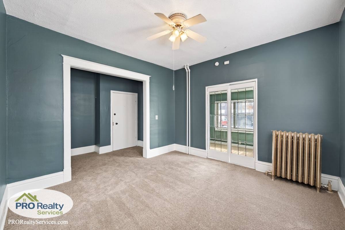 Townhouse for rent at 3328 - 5th Ave S, Minneapolis, MN 55408