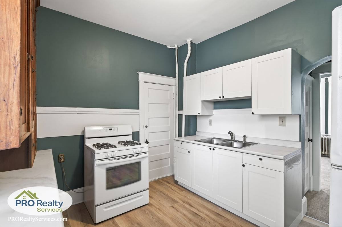 Townhouse for rent at 3328 - 5th Ave S, Minneapolis, MN 55408